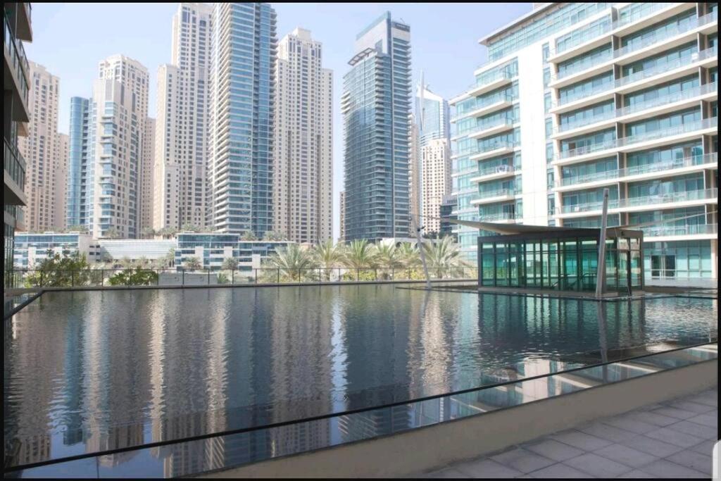 Dubai Marina 1 Bedroom Apt. Walking Distance Jbr. Exterior photo